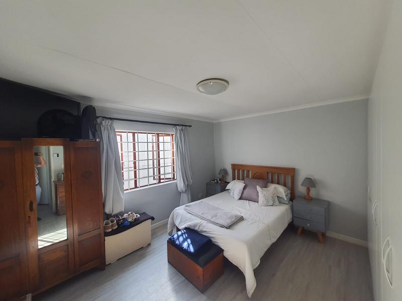 To Let 3 Bedroom Property for Rent in Bonnie Brae Western Cape
